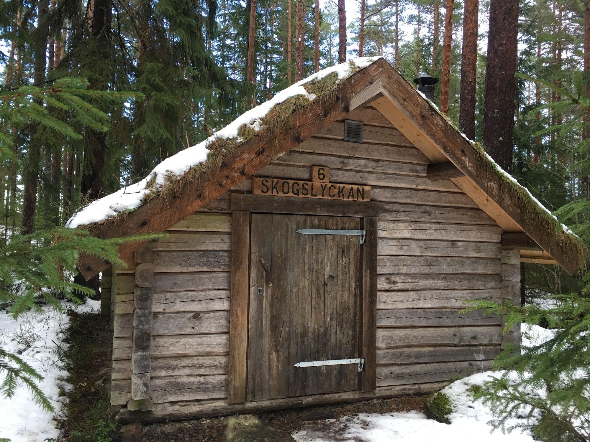 Kolarbyn Eco Lodge - Hostel Skinnskatteberg Exterior photo